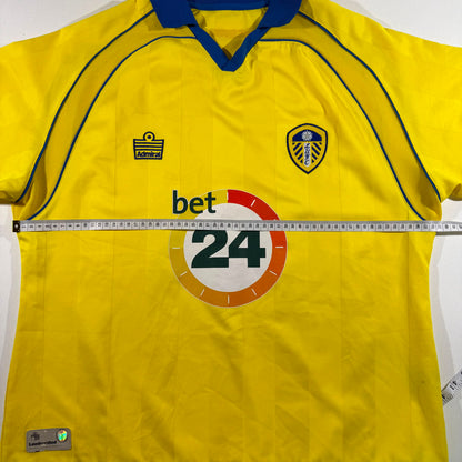 Leeds United 2006/07 away #19 Eirik Bakke (M)