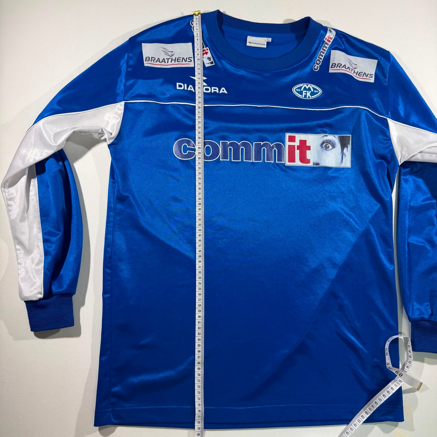 Molde 2001 home (XL)