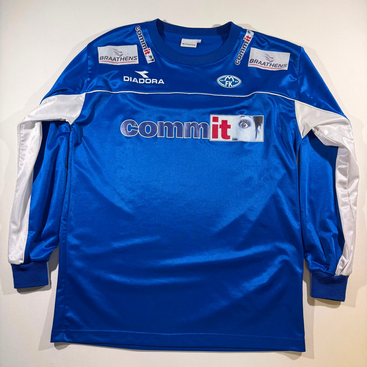 Molde 2001 home (XL)