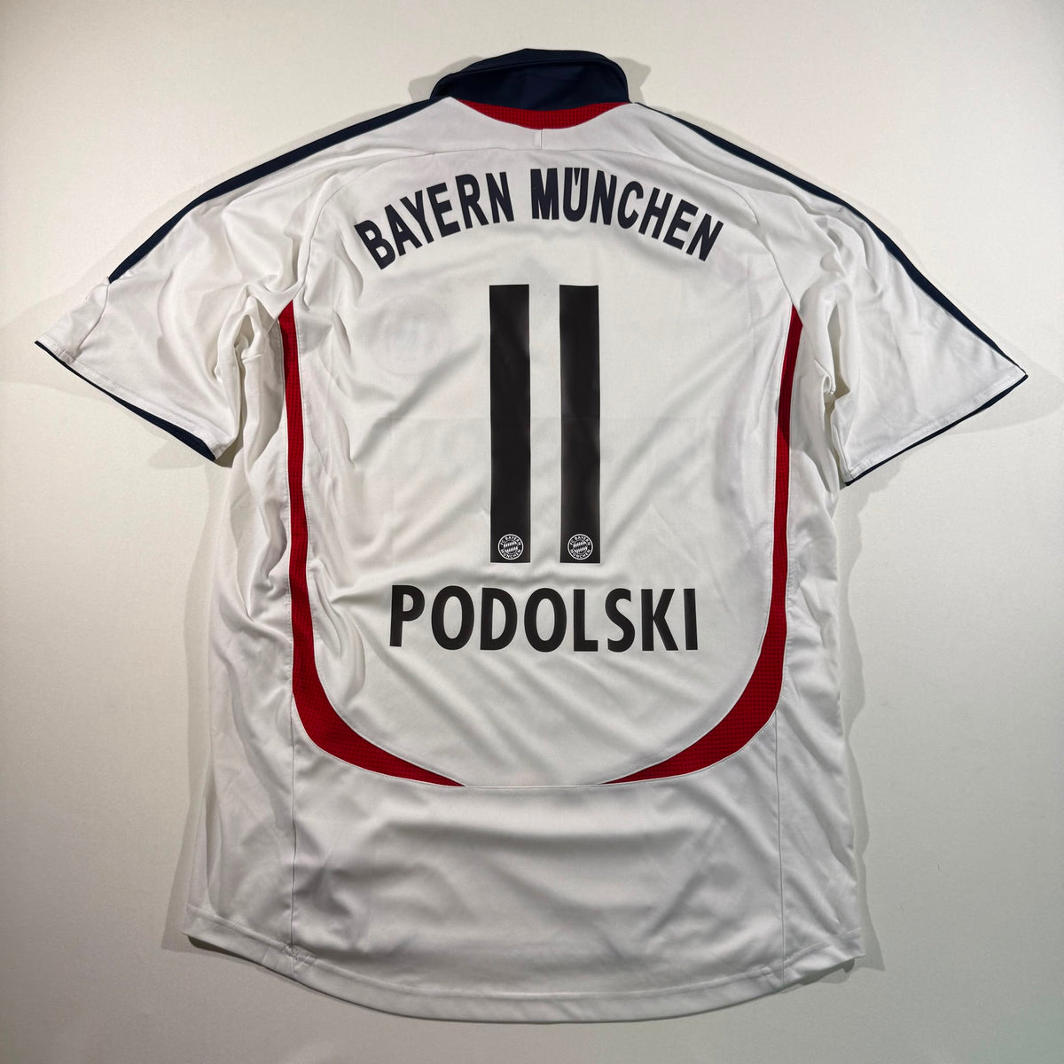 Bayern 2006/07 away #11 Lukas Podolski (M)