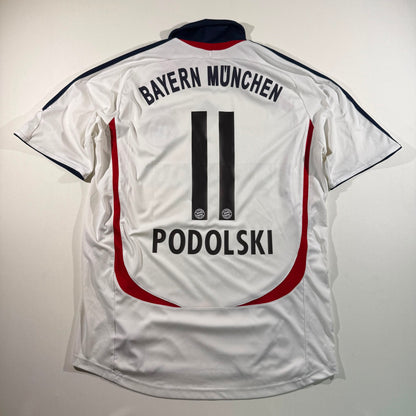 Bayern 2006/07 away #11 Lukas Podolski (M)