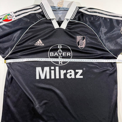 Vitória de Guimarães 1999/00 away (L)