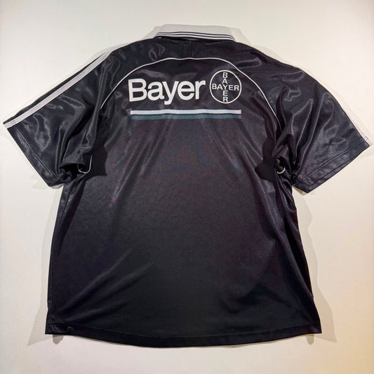 Vitória de Guimarães 1999/00 away (L)