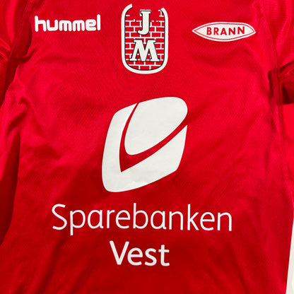 Brann 2014 home #23 Erik Huseklepp (S)
