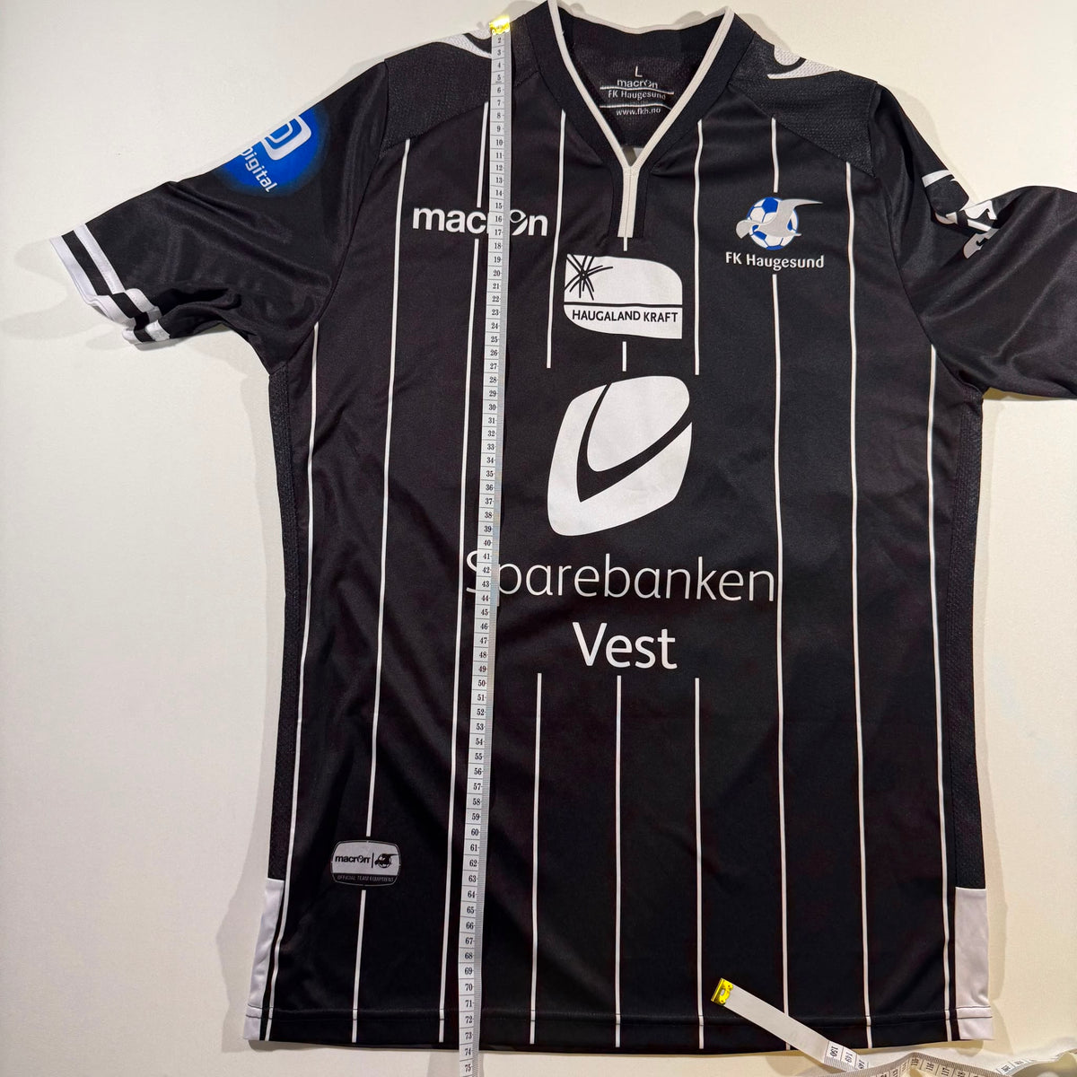 Haugesund 2015 third match issued signed #50 Dušan Cvetinović (L)