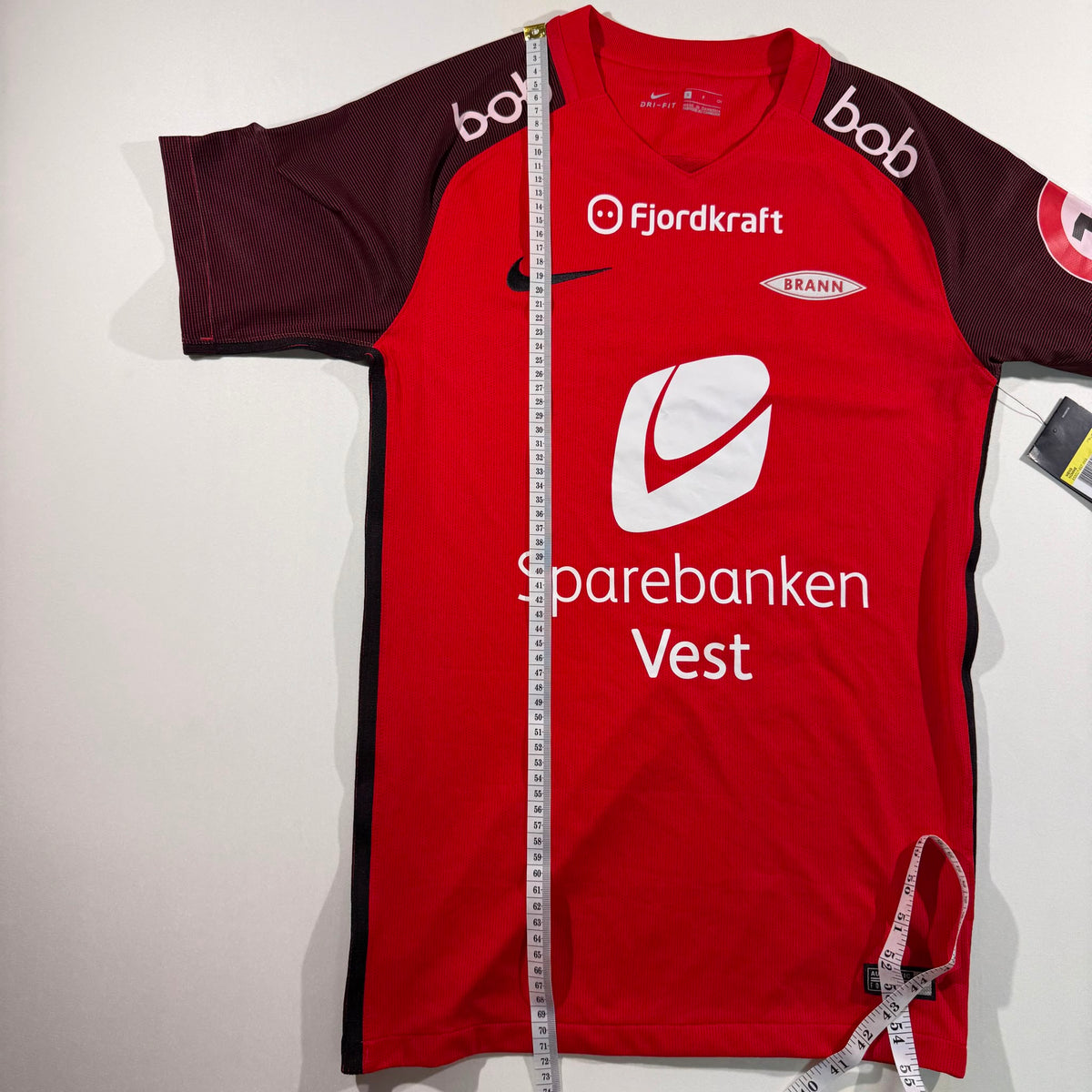 SK Brann 2018 home (S)