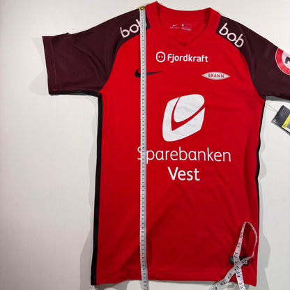 SK Brann 2018 home (S)