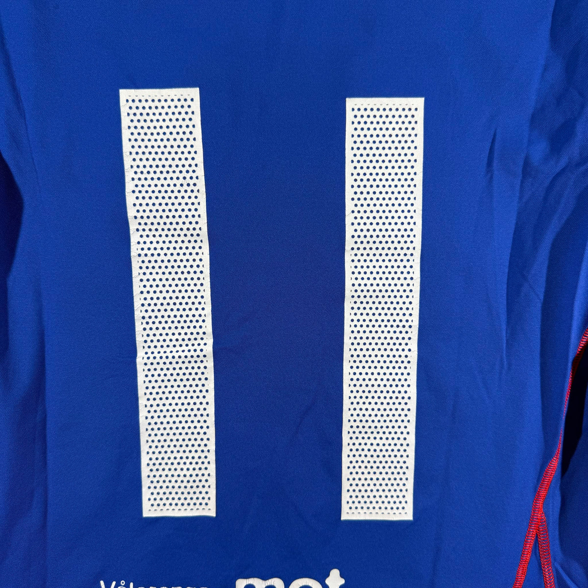 Vålerenga 2009 home match issued #11 Morten Berre (L)