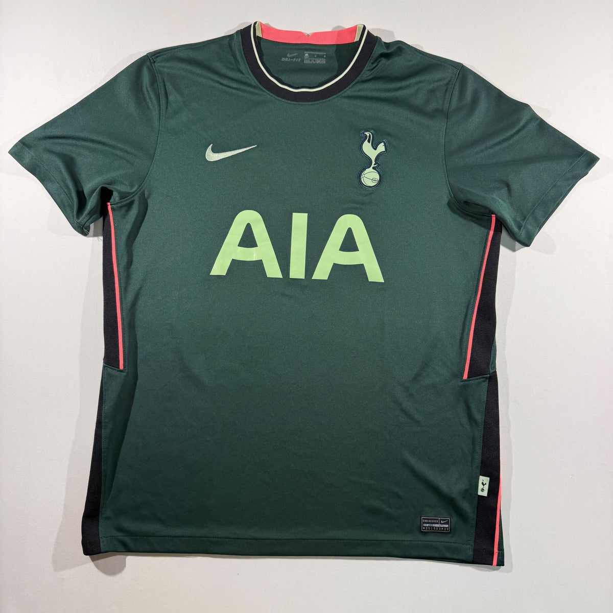 Tottenham 2020/21 away shirt #7 Son Heung-min (L)