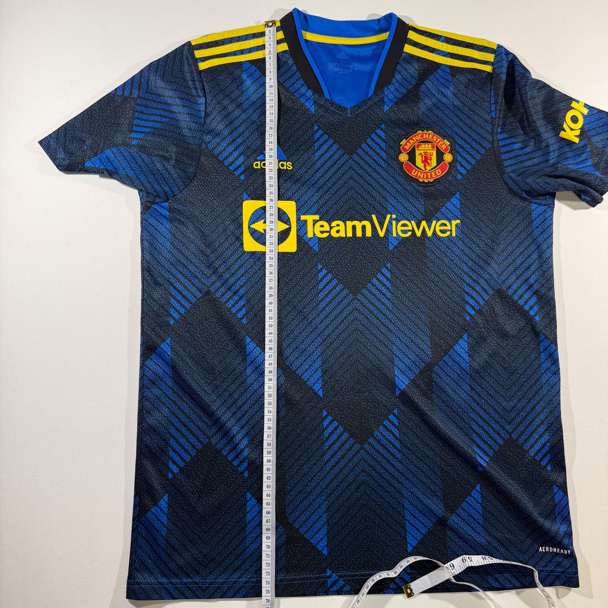 Manchester United 2021/22 third shirt #7 Cristiano Ronaldo (L)