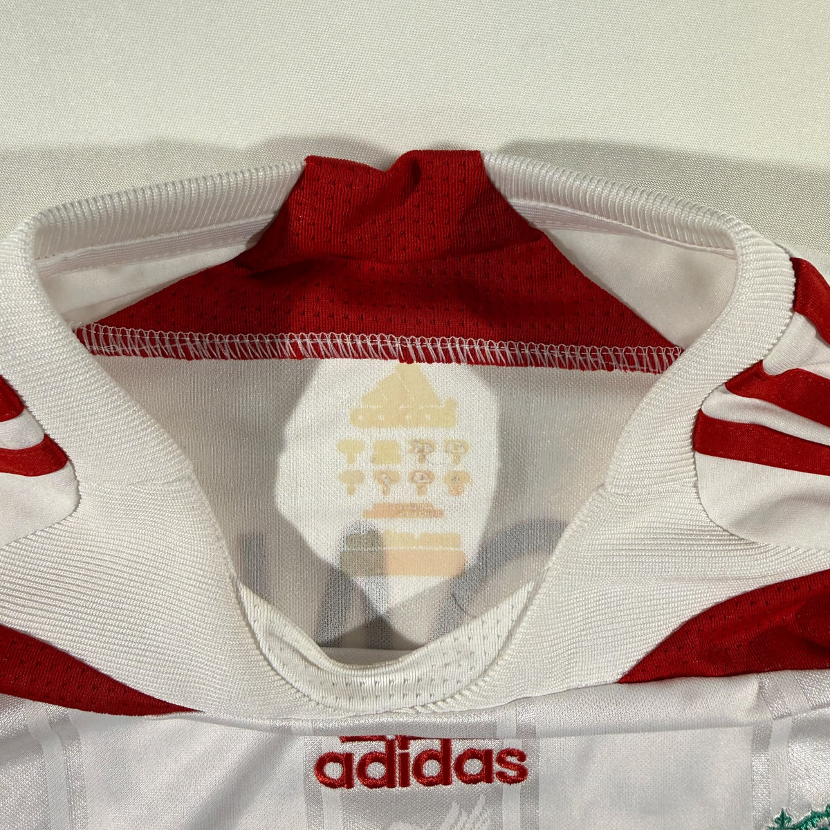 Liverpool 2007/8 away shirt #14 Xabi Alonso (L)