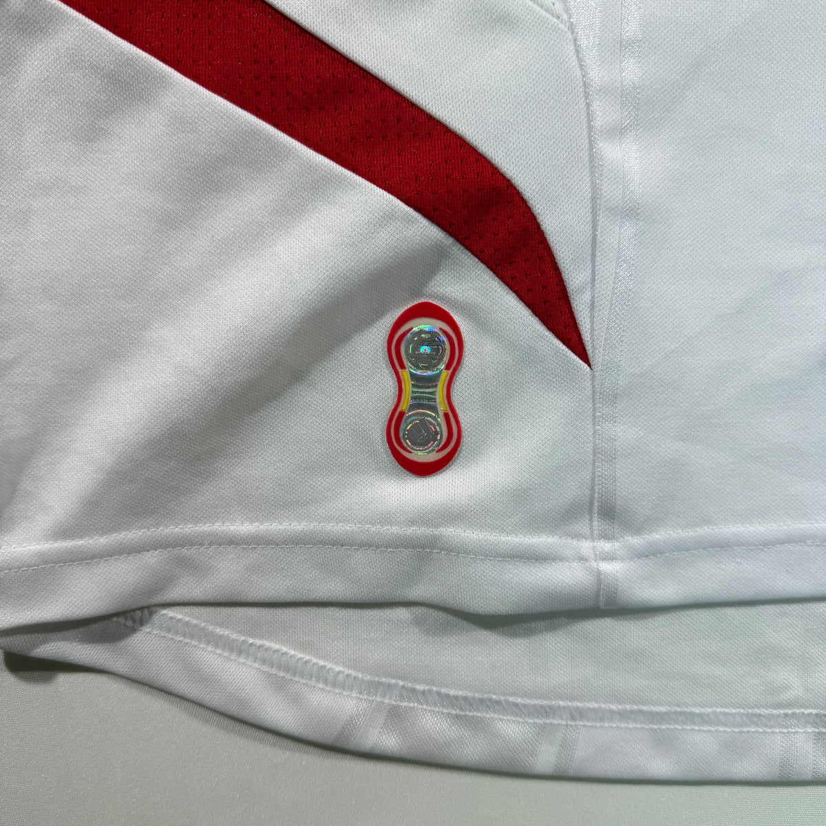 Liverpool 2007/8 away shirt #14 Xabi Alonso (L)