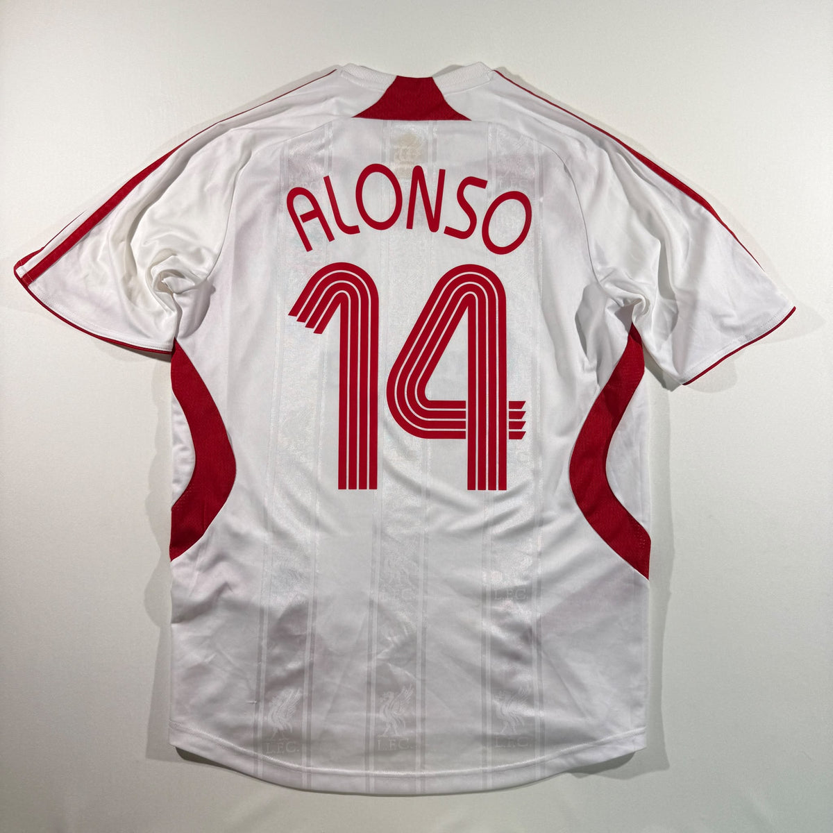 Liverpool 2007/8 away shirt #14 Xabi Alonso (L)