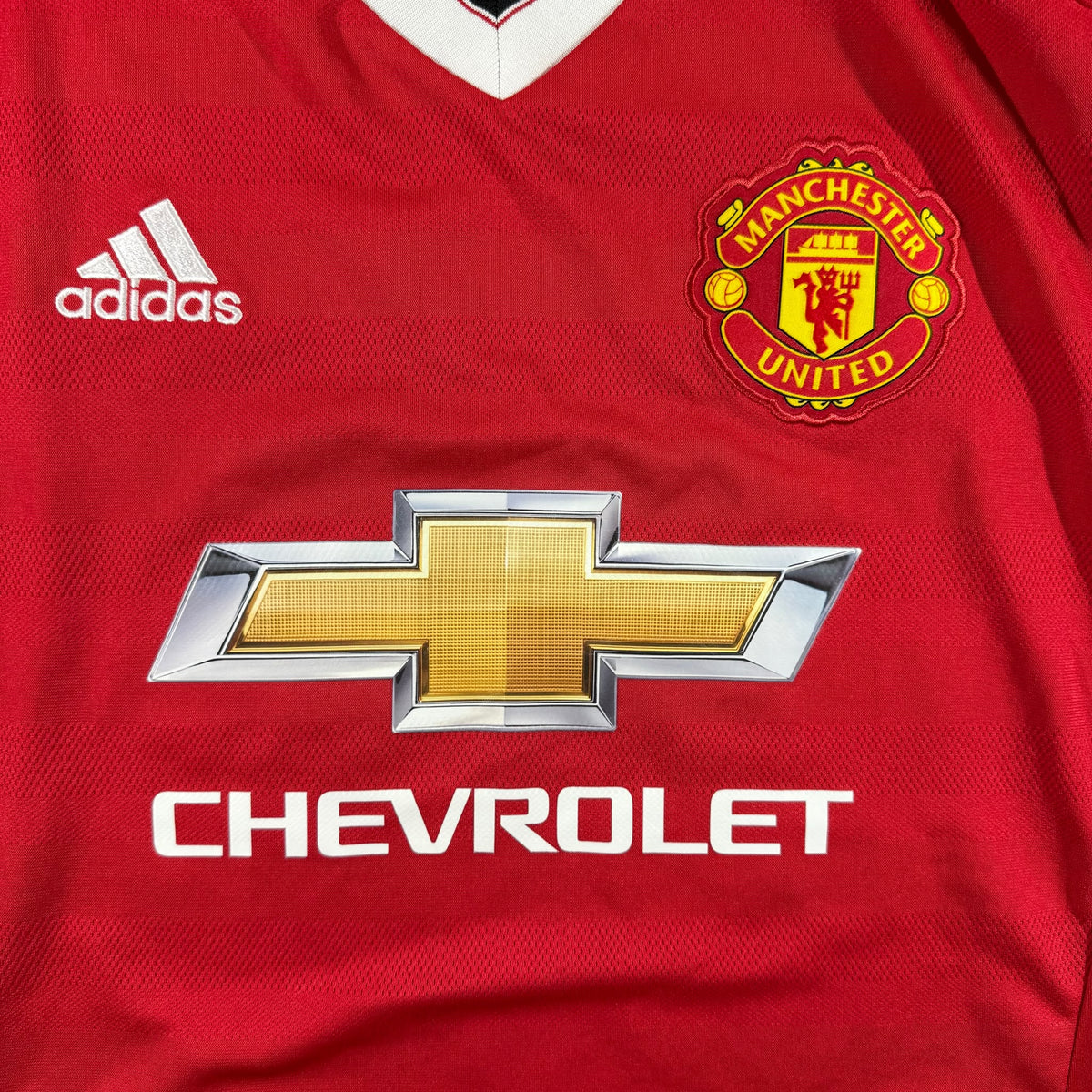 Manchester United 2015/16 home shirt #27 Marouane Fellaini